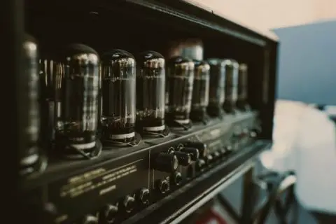 when to replace your guitar amp tubes